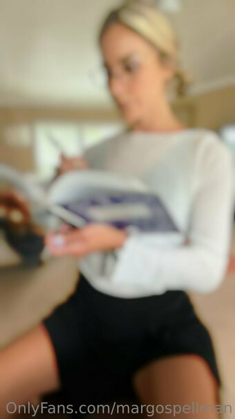 margospellman Nude Leaks Photo 7