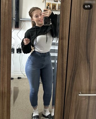 Maria dascalu Nude Leaks Photo 3