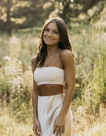 Mariam Becker Nude Leaks Photo 4
