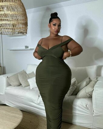 Marie Assi Nude Leaks Photo 10