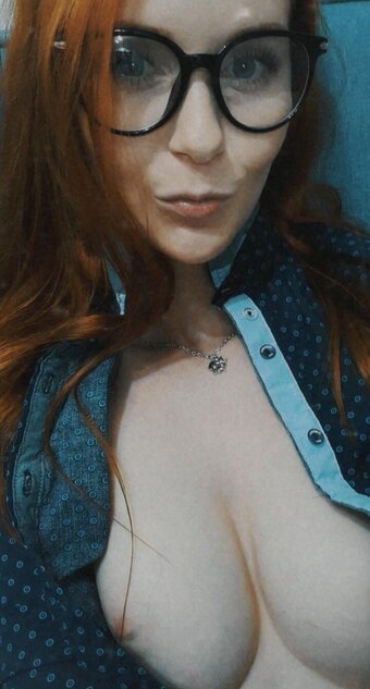 marinkaredhead Nude Leaks Photo 5