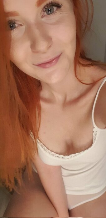 marinkaredhead Nude Leaks Photo 7