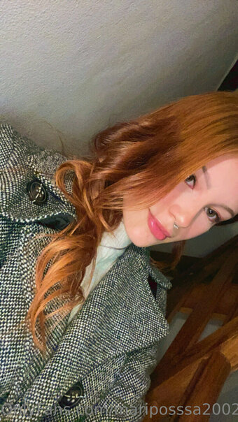 mariposssa2002 / laiibrusa Nude Leaks OnlyFans Photo 16