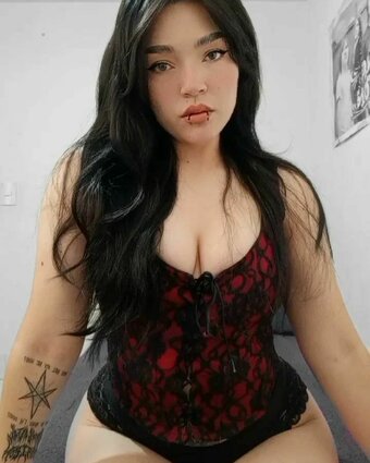 Marisol Walker / marisol_walker Nude Leaks OnlyFans Photo 4