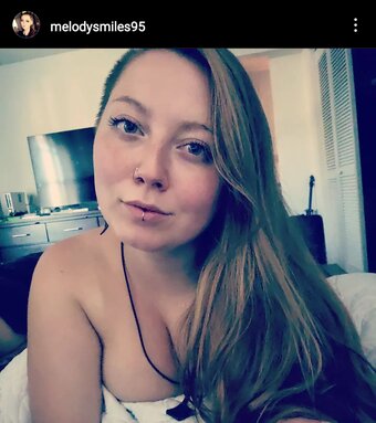 Marissasmiless95 / melodysmiles95 Nude Leaks OnlyFans Photo 1