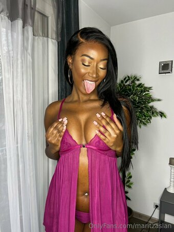 Maritzaslan Nude Leaks OnlyFans Photo 22