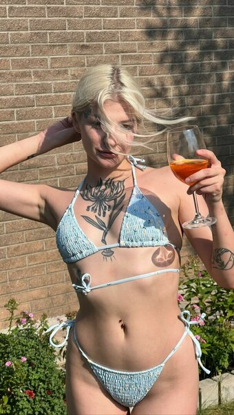 Markizzaaa / Lovely_skyler / Marta_kiiss Nude Leaks Photo 6