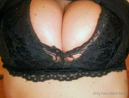 marlimoon Nude Leaks Photo 4