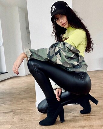 marlinskaa / marinaa Nude Leaks OnlyFans Photo 14