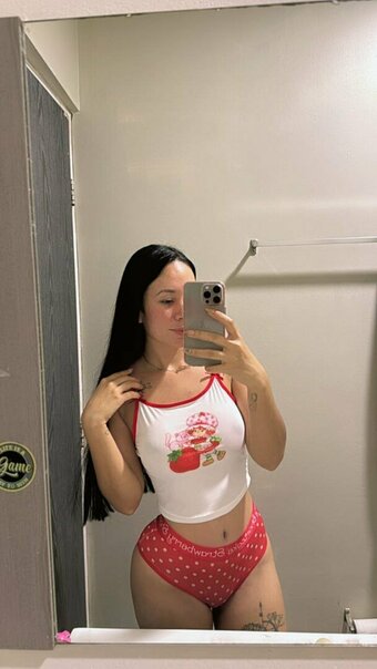 marthitha_vlogs Nude Leaks Photo 9