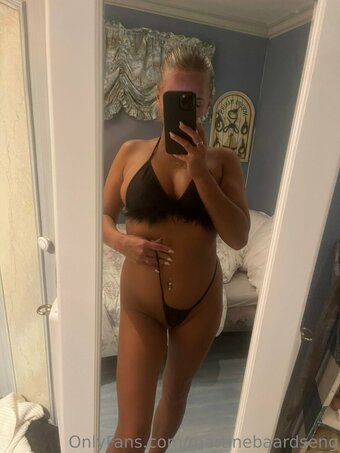 martinebaardseng Nude Leaks Photo 7