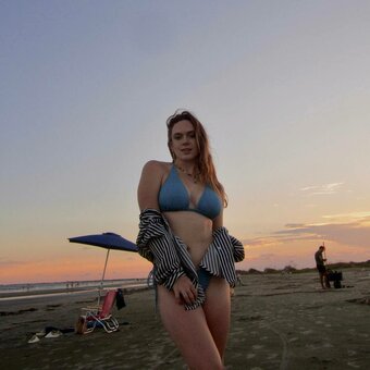 Mary Roach / the.mary.roach Nude Leaks Photo 1