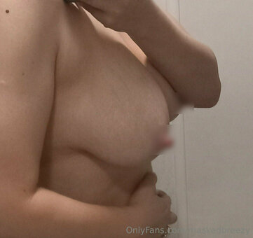 maskedbreezy Nude Leaks Photo 28