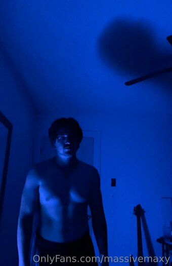 massivemaxy Nude Leaks Photo 1