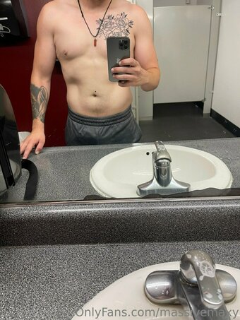 massivemaxy Nude Leaks Photo 5