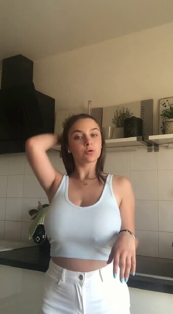 mathilde_alln / Malln Nude Leaks Photo 21