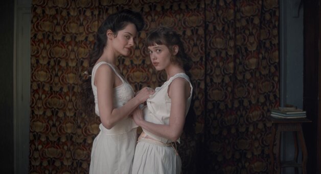 Mathilde Warnier / warniermathilde Nude Leaks Photo 1