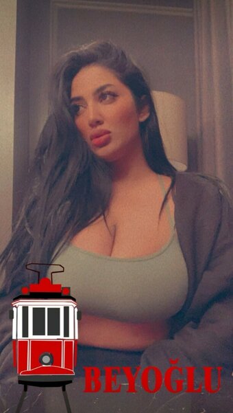 Mathira M / real_mathira Nude Leaks Photo 3