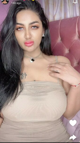 Mathira M / real_mathira Nude Leaks Photo 7