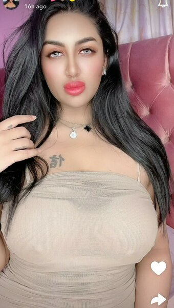 Mathira M / real_mathira Nude Leaks Photo 9