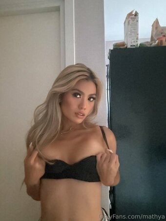 mathya Nude Leaks Photo 11