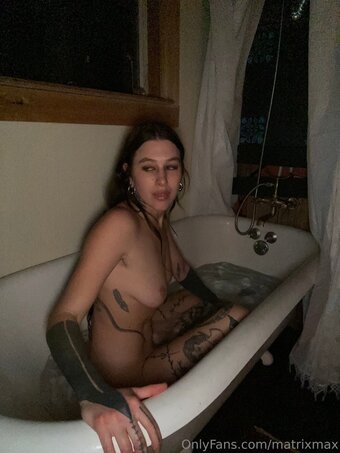 matrixmax / maxine_dream Nude Leaks OnlyFans Photo 9