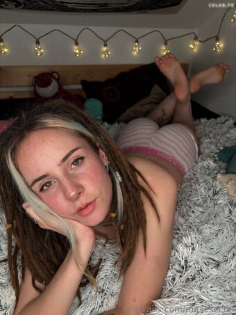 Maxes Nude Leaks Photo 5