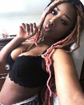 Maxikyss / MaximyssJL Nude Leaks Photo 18
