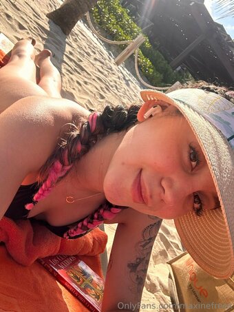 maxinefreex Nude Leaks Photo 8