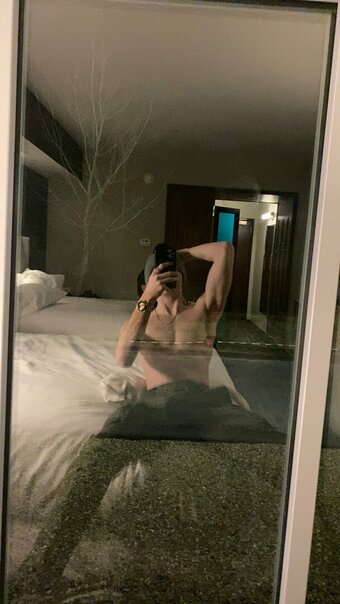 maxisfree Nude Leaks Photo 1