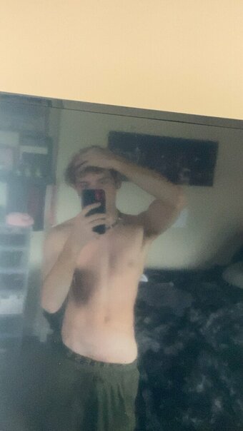 maxisfree Nude Leaks Photo 6