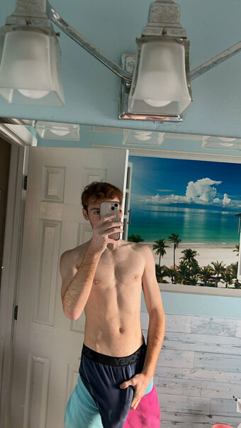 maxisfree Nude Leaks Photo 9