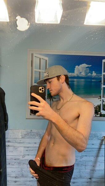 maxisfree Nude Leaks Photo 28