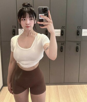 _may.e 은지 / _may.e Nude Leaks Photo 4