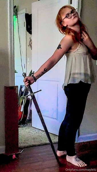 May Leitz / mayleitz / nyxfears Nude Leaks OnlyFans Photo 2