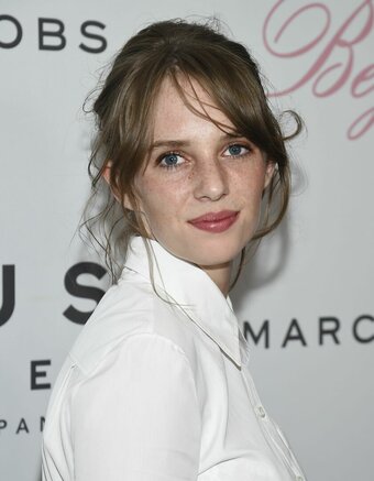 Maya Hawk Nude Leaks Photo 15