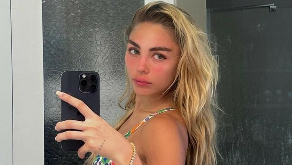 Maya Key Nude Leaks Photo 11