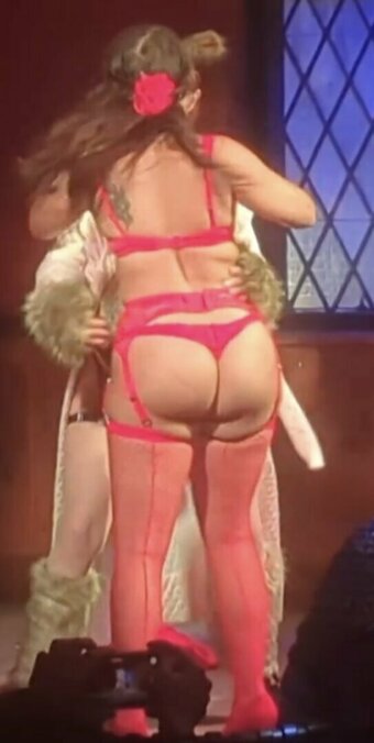 Maya Precious / Mayapreciousburlesque Nude Leaks Photo 2