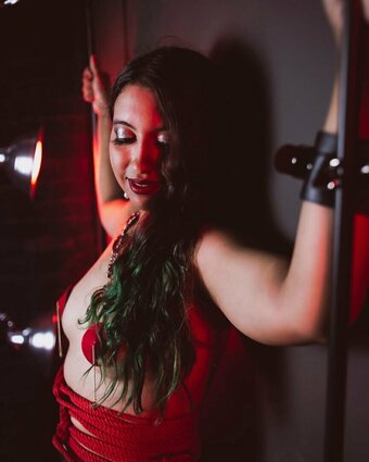 Maya Precious / Mayapreciousburlesque Nude Leaks Photo 10