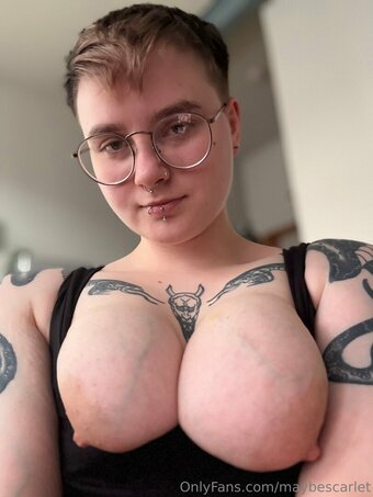 maybescarlet Nude Leaks Photo 10