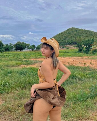 Maymay / Maidmaymay / maymaymcfarland Nude Leaks OnlyFans Photo 3