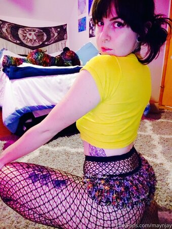 maynjay Nude Leaks Photo 11