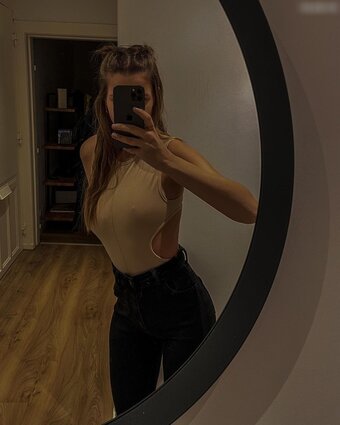 Mayo Dee / mayo_dee Nude Leaks Photo 19