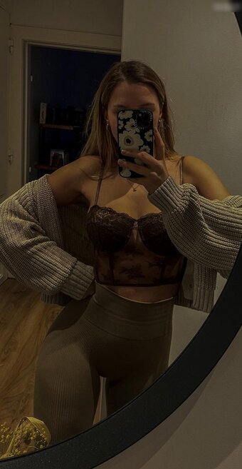 Mayo Dee / mayo_dee Nude Leaks Photo 23