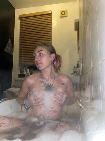 Mayobinks Nude Leaks Photo 20