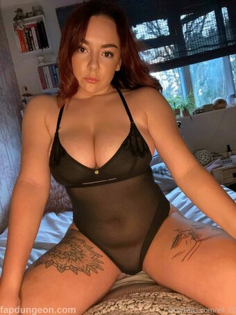 Mayyy22 / ell_22 Nude Leaks OnlyFans Photo 10