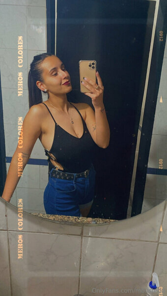 mbustedd Nude Leaks Photo 25