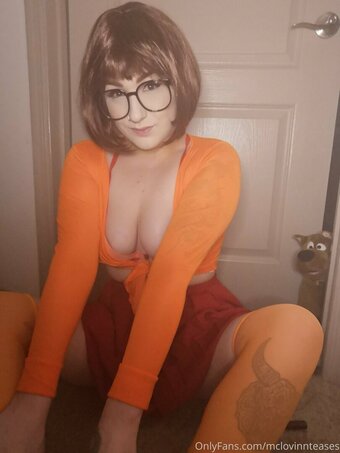 mclovinnteases Nude Leaks Photo 7