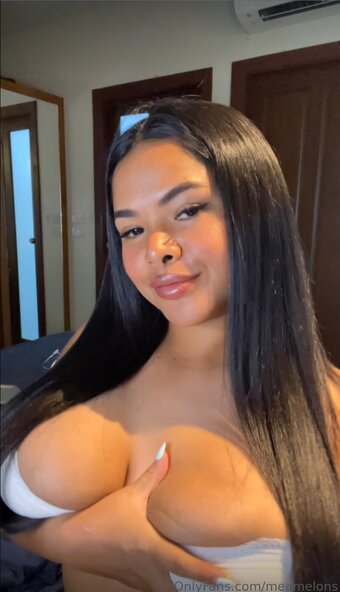 meamelons / Realmeamelone / https: Nude Leaks OnlyFans Photo 2