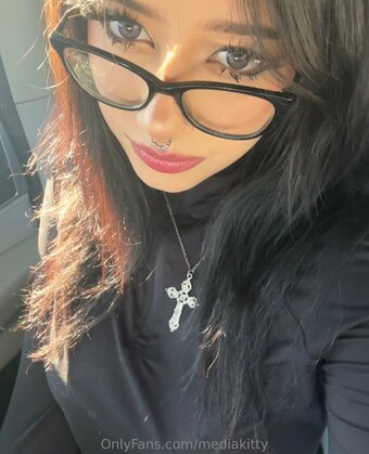 mediakitty_ / https: Nude Leaks OnlyFans Photo 37